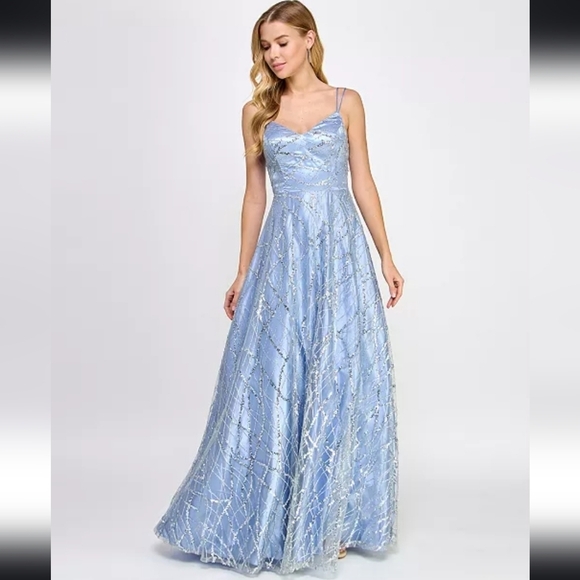 NWT TLC Say Yes Juniors Strappy Sequin-Embellished Gown in Silver/Blue Sz 1/2 - Picture 3 of 13